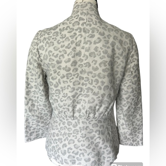 Armani Exchange animal printed women’s linen blend blazer size 4 - Picture 3 of 13